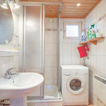 Ferienhaus Mit Terrasse Und Kamin - D 048.002 Сasa de vacaciones